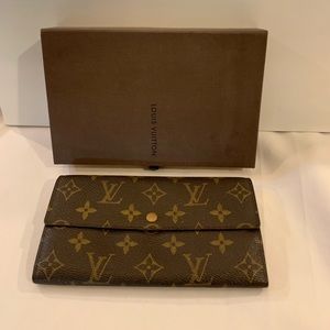 Authentic Louis Vuitton long wallet